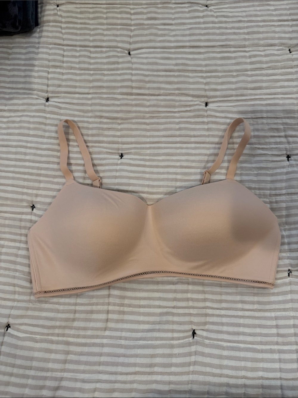 Everyday Seamless Nude T-Shirt Bra - Women's Intimates
